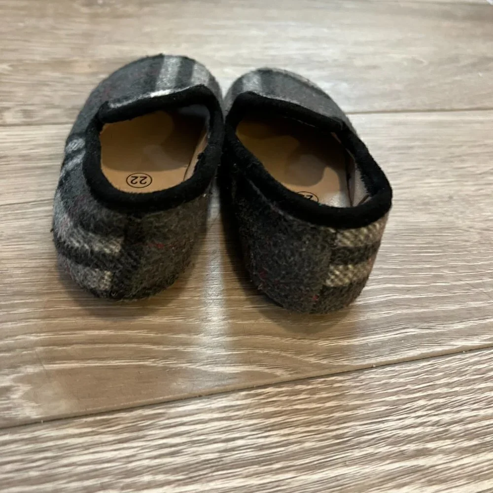Zeebra Baby Loafers Plaid Slip On Size 22